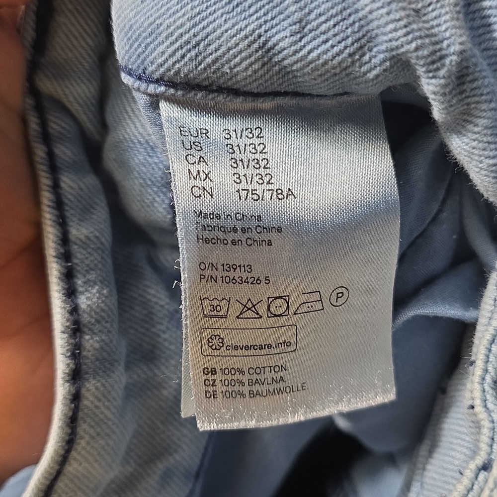 H&M Light Blue Denim Jeans - Picture 6 of 6